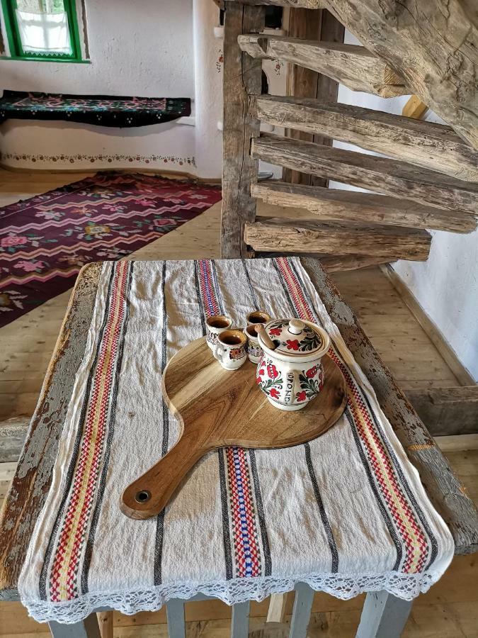 Casa Glod Guest House Glod  Bagian luar foto